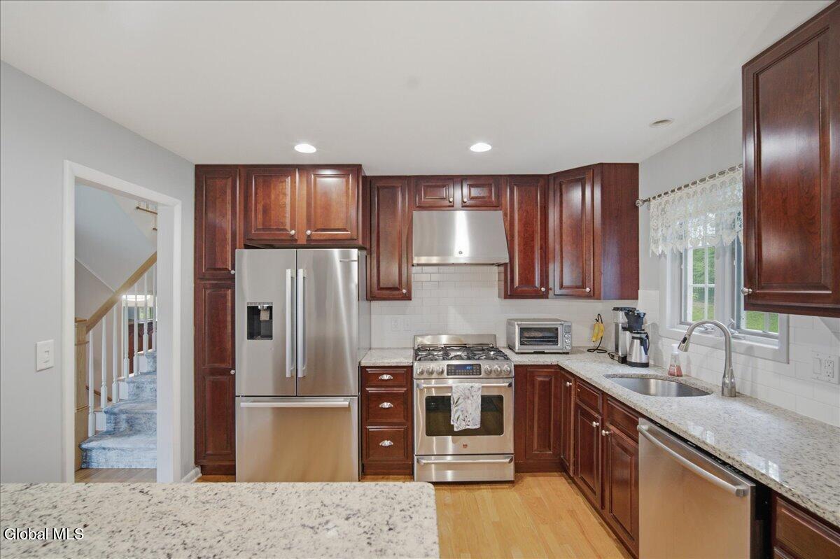 7 Eberle Road Latham NY 12110