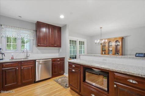 7 Eberle Road Latham NY 12110
