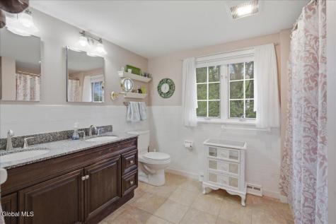 7 Eberle Road Latham NY 12110