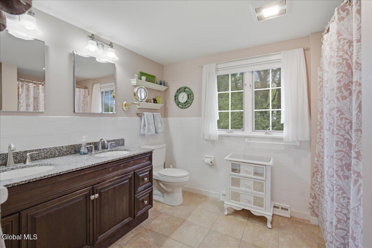 7 Eberle Road Latham NY 12110