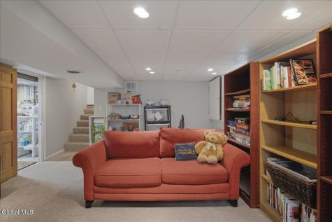 7 Eberle Road Latham NY 12110