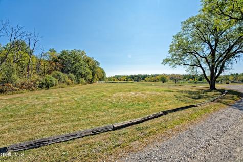 100 Bally Bay Lane Altamont NY 12009