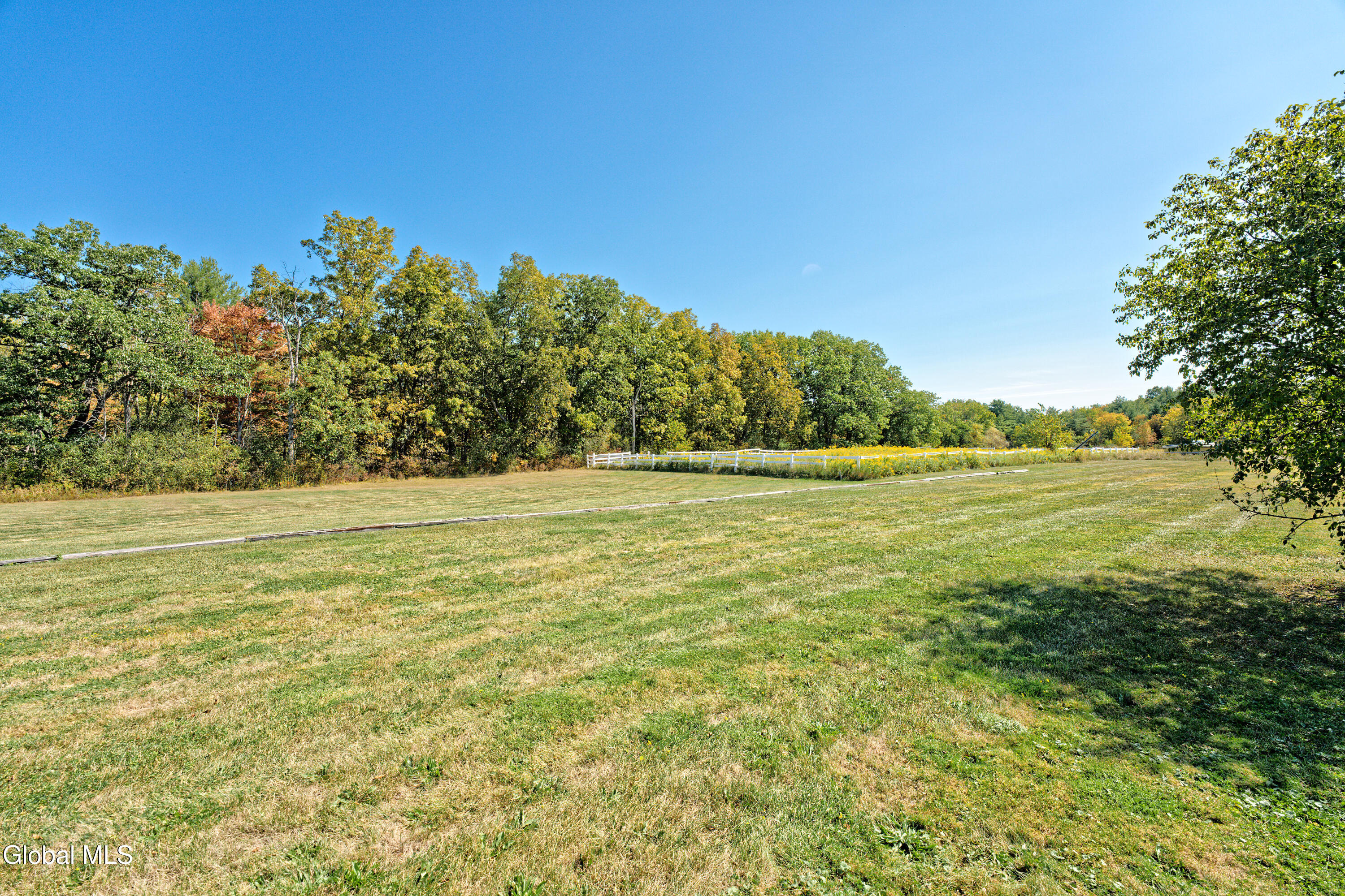 100 Bally Bay Lane Altamont NY 12009