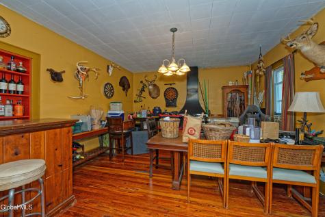 100 Bally Bay Lane Altamont NY 12009