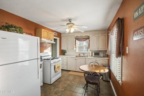 2 Hillside Drive Wynantskill NY 12198