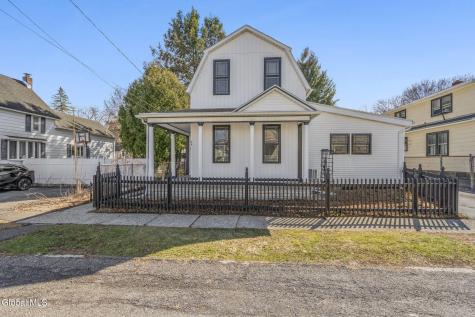 24 Craig Street Watervliet NY 12189