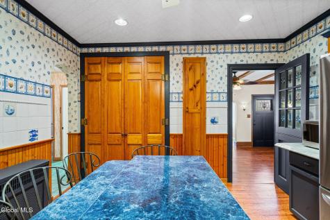 24 Craig Street Watervliet NY 12189