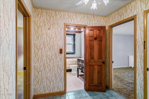 24 Craig Street Watervliet NY 12189