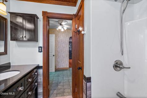 24 Craig Street Watervliet NY 12189
