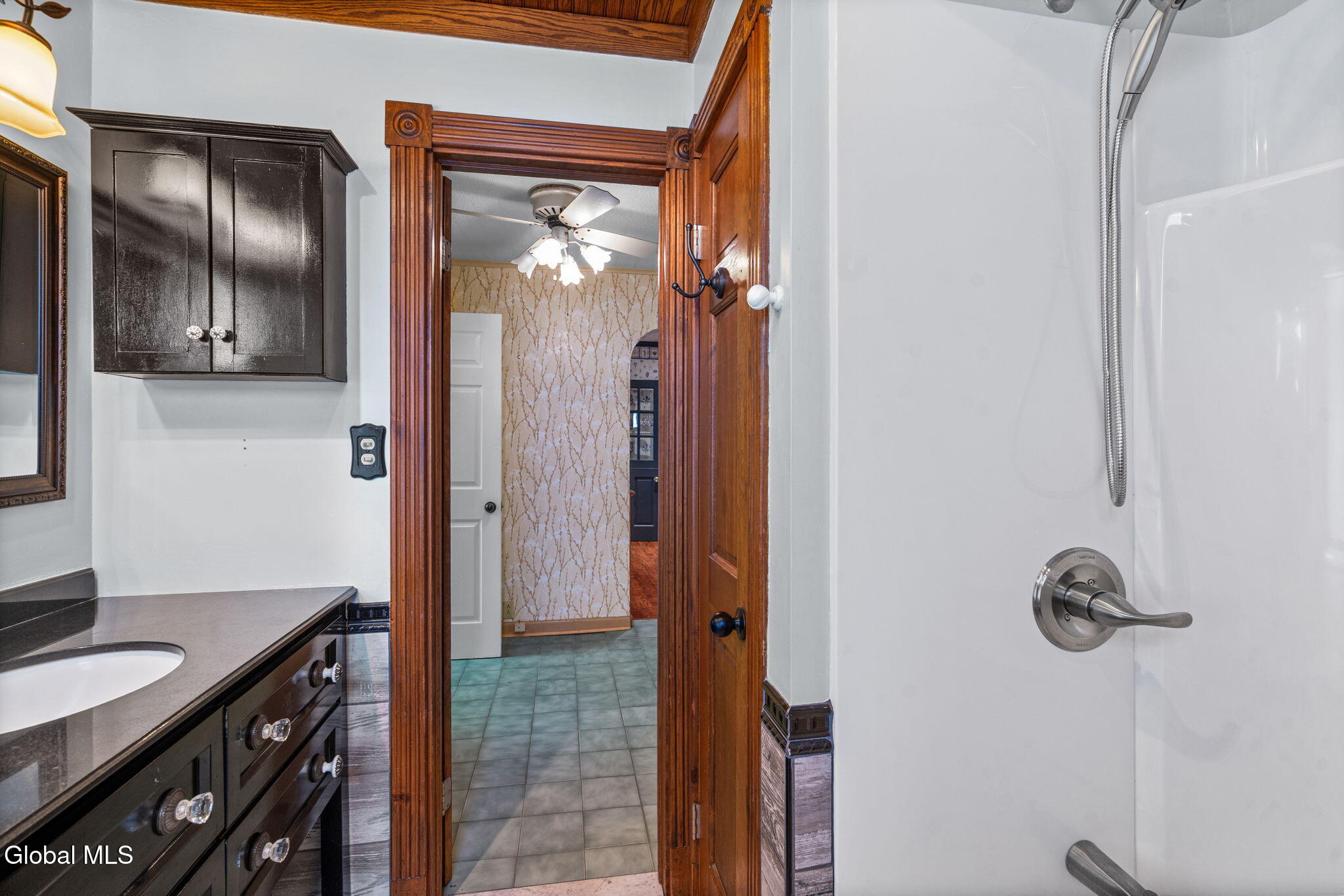 24 Craig Street Watervliet NY 12189