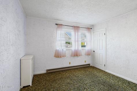 24 Craig Street Watervliet NY 12189