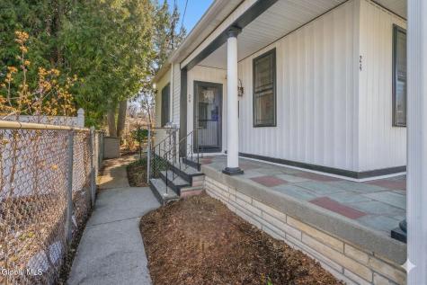 24 Craig Street Watervliet NY 12189