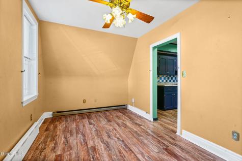 24 Craig Street Watervliet NY 12189