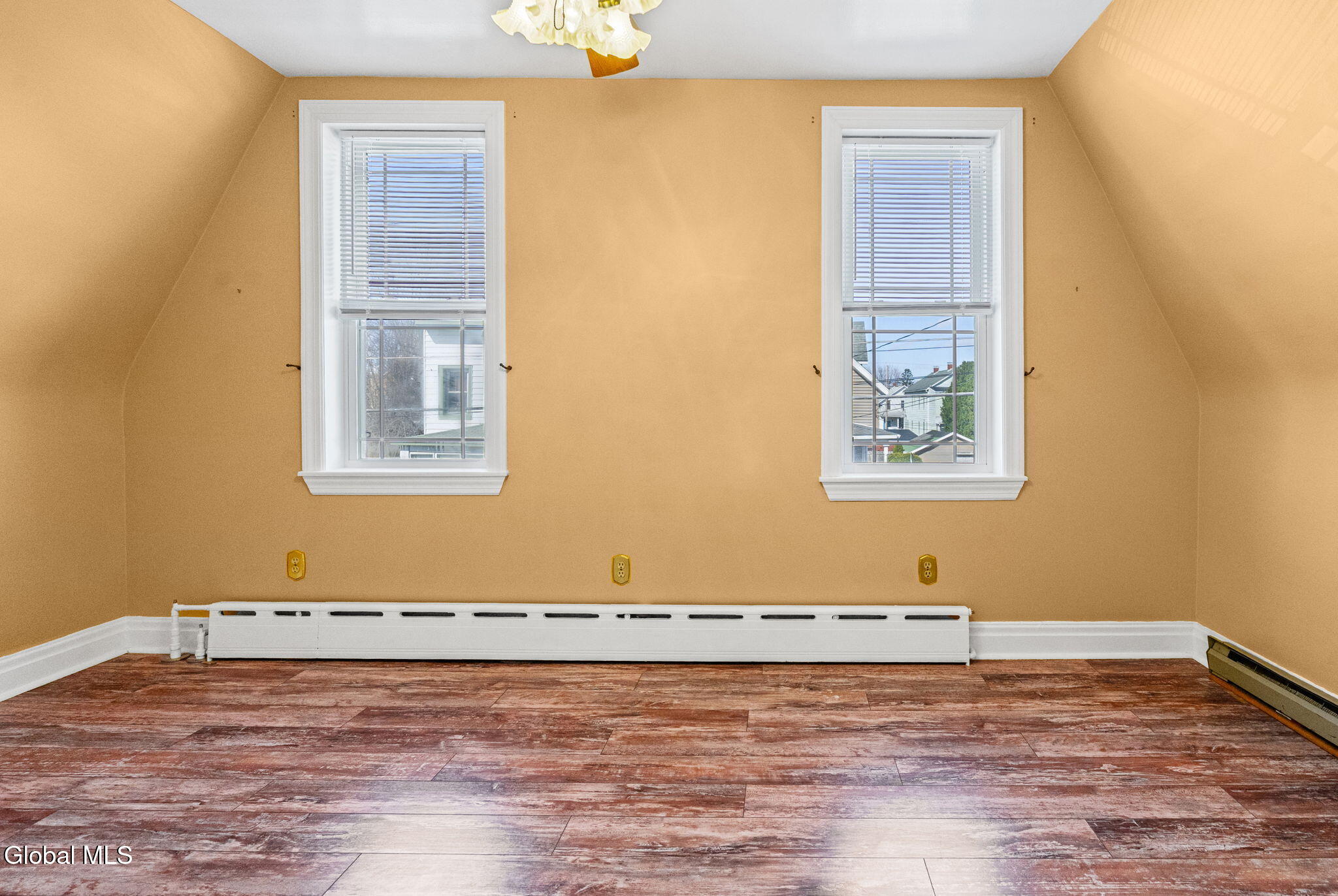 24 Craig Street Watervliet NY 12189