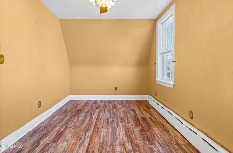 24 Craig Street Watervliet NY 12189