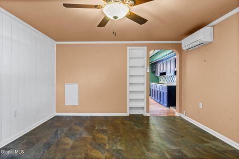 24 Craig Street Watervliet NY 12189