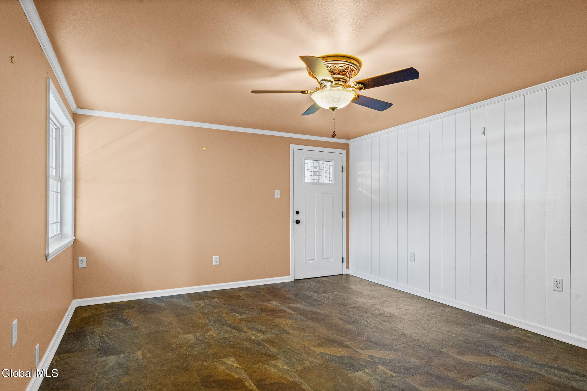 24 Craig Street Watervliet NY 12189
