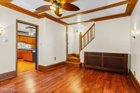 24 Craig Street Watervliet NY 12189
