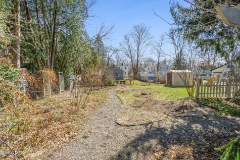 24 Craig Street Watervliet NY 12189