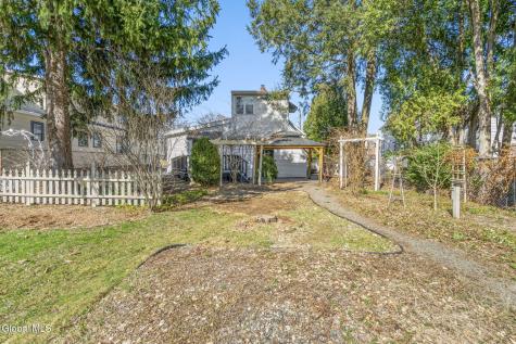 24 Craig Street Watervliet NY 12189