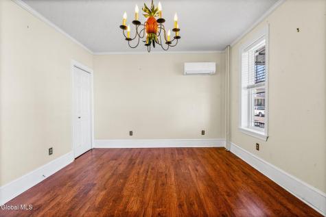 24 Craig Street Watervliet NY 12189
