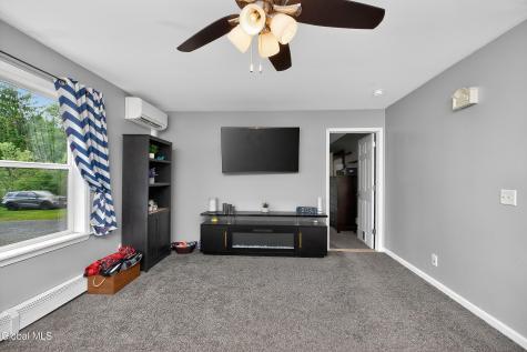 170 Sullivan Road Esperance NY 12066