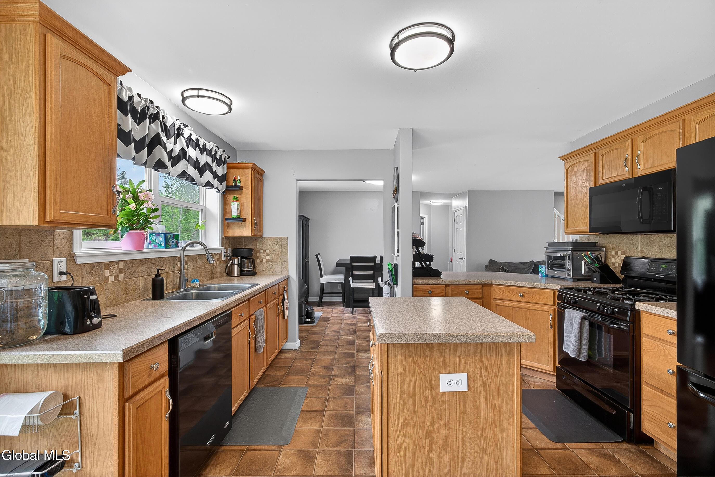 170 Sullivan Road Esperance NY 12066