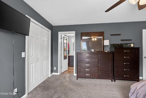 170 Sullivan Road Esperance NY 12066