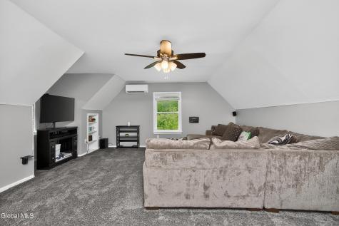 170 Sullivan Road Esperance NY 12066