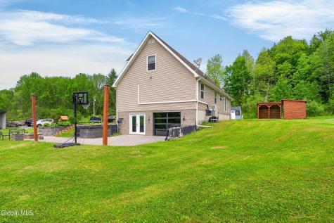 170 Sullivan Road Esperance NY 12066