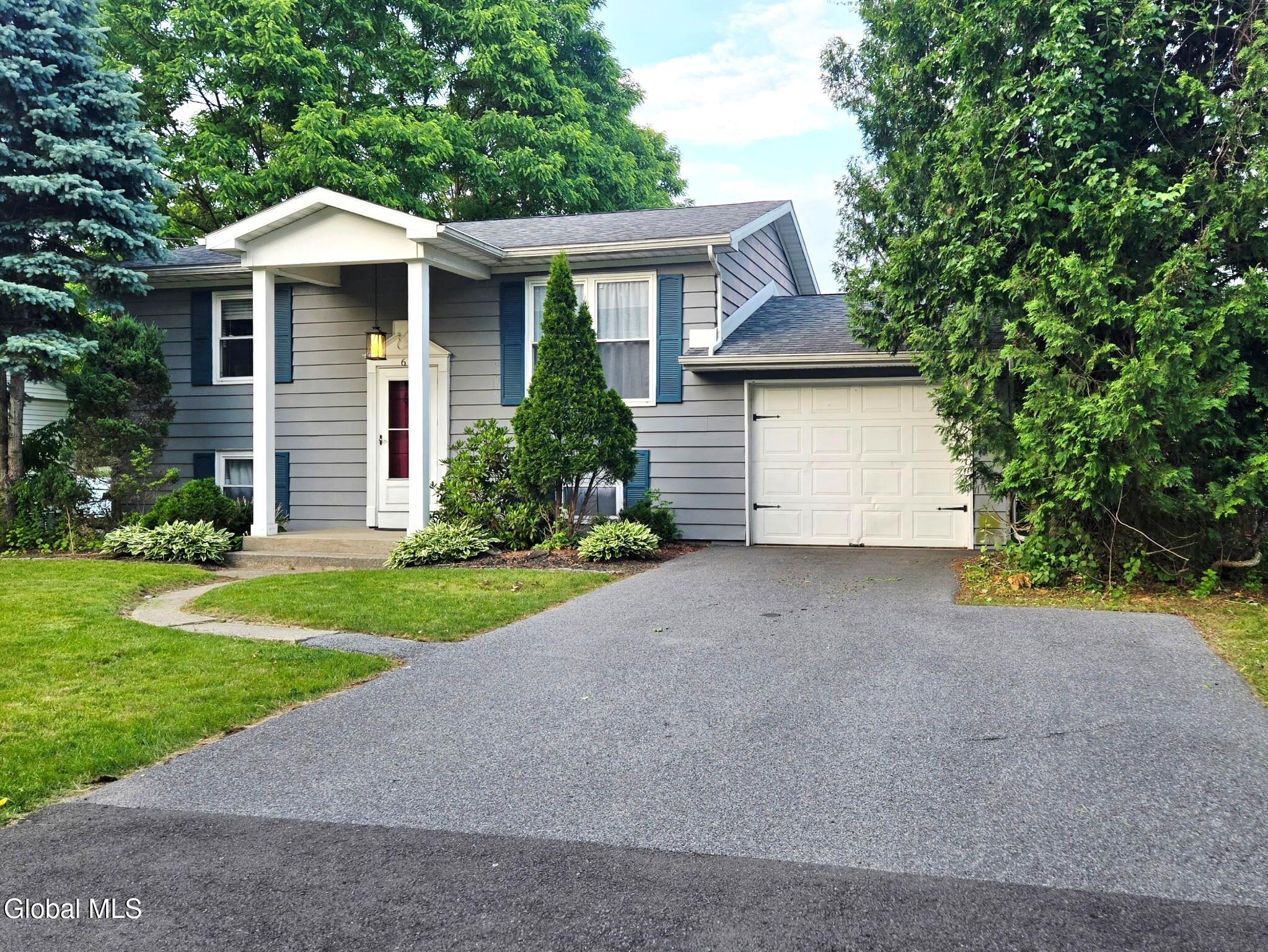 61 Vanderbilt Avenue Saratoga Springs NY 12866