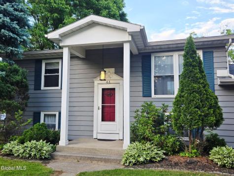 61 Vanderbilt Avenue Saratoga Springs NY 12866
