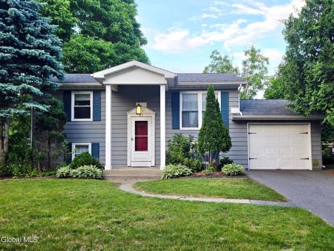 61 Vanderbilt Avenue Saratoga Springs NY 12866