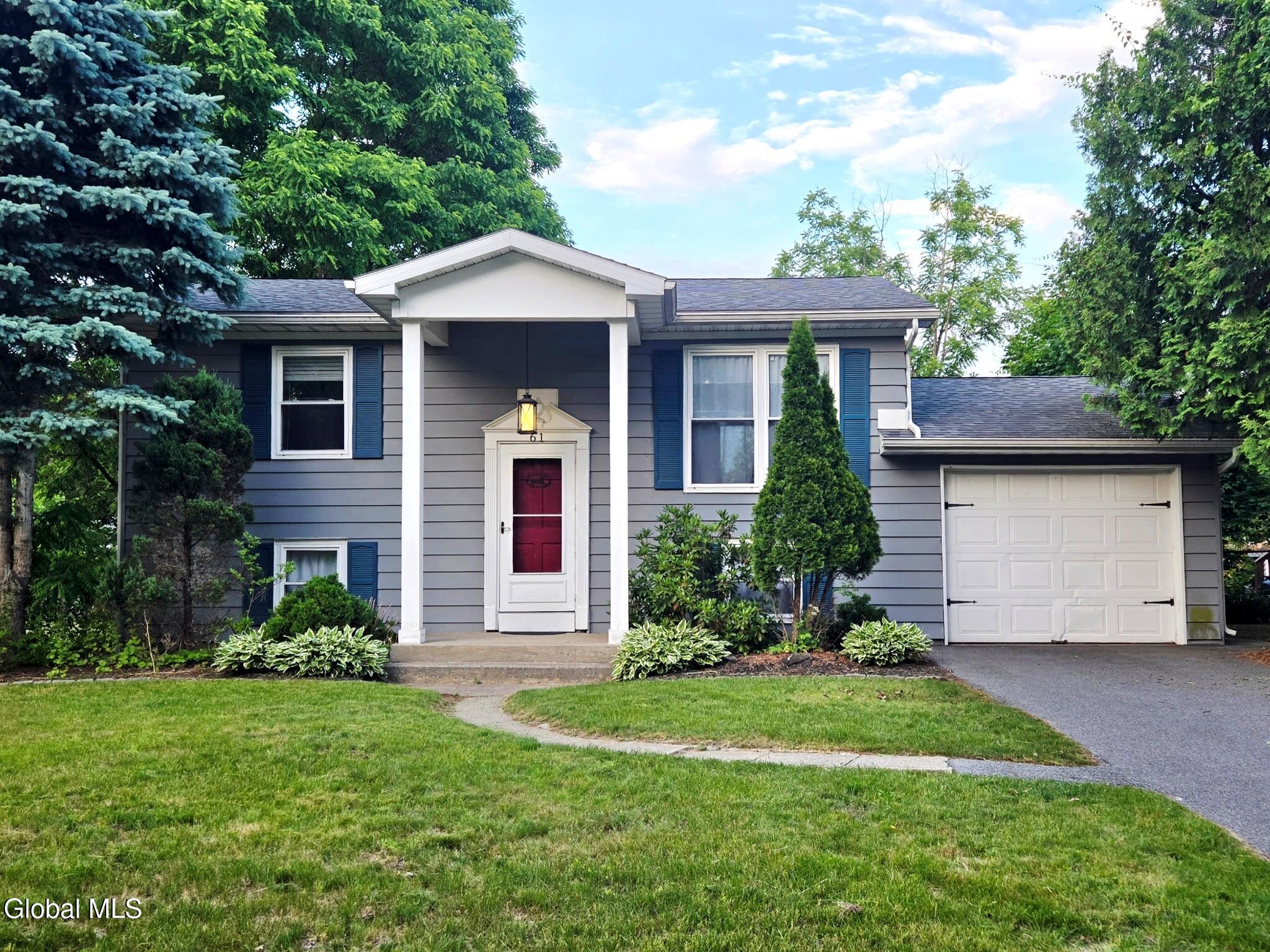 61 Vanderbilt Avenue Saratoga Springs NY 12866