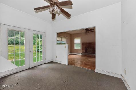 888 River Road Schodack Landing NY 12156