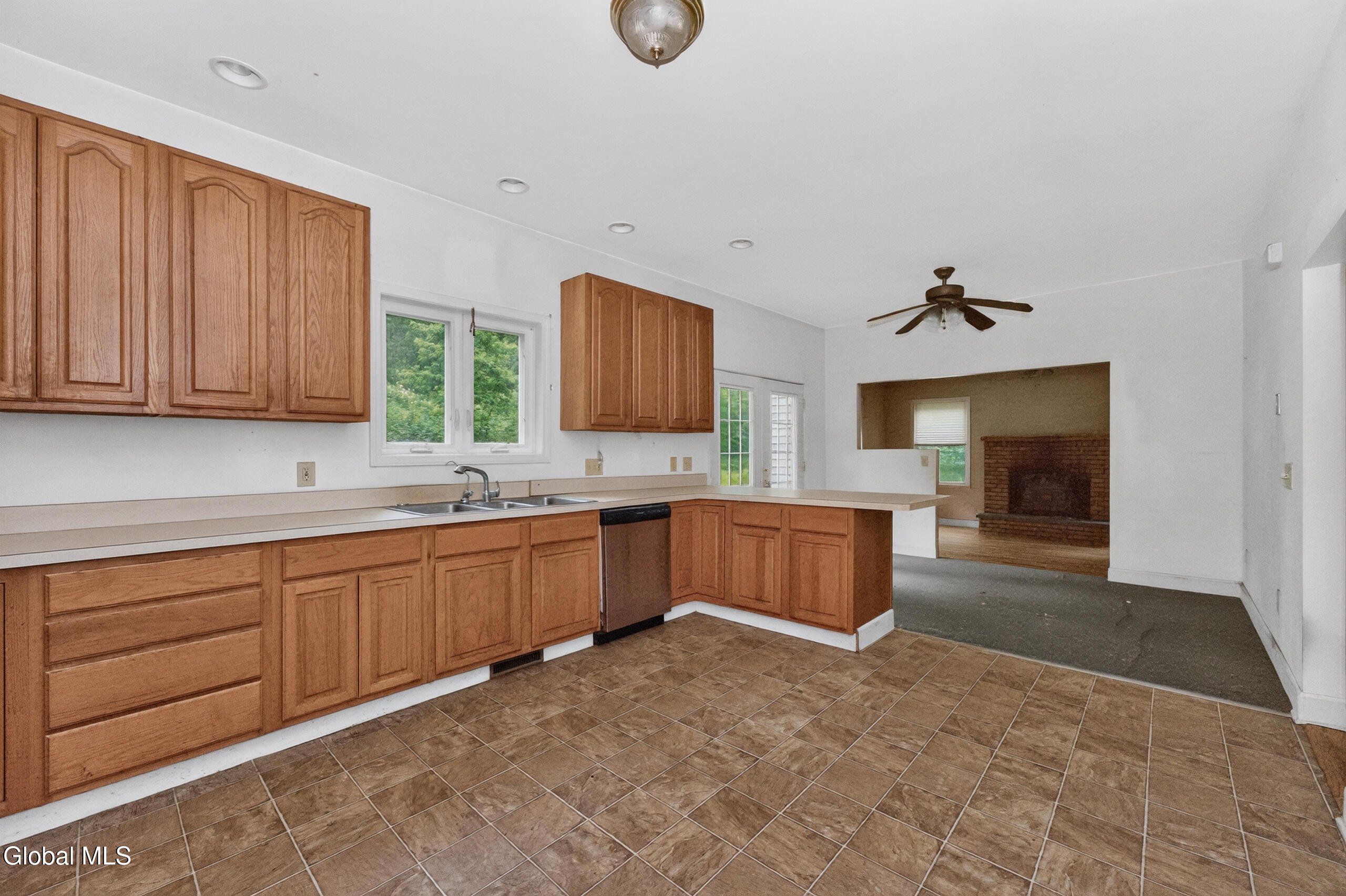 888 River Road Schodack Landing NY 12156