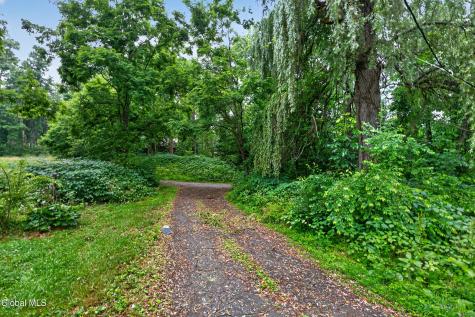 888 River Road Schodack Landing NY 12156