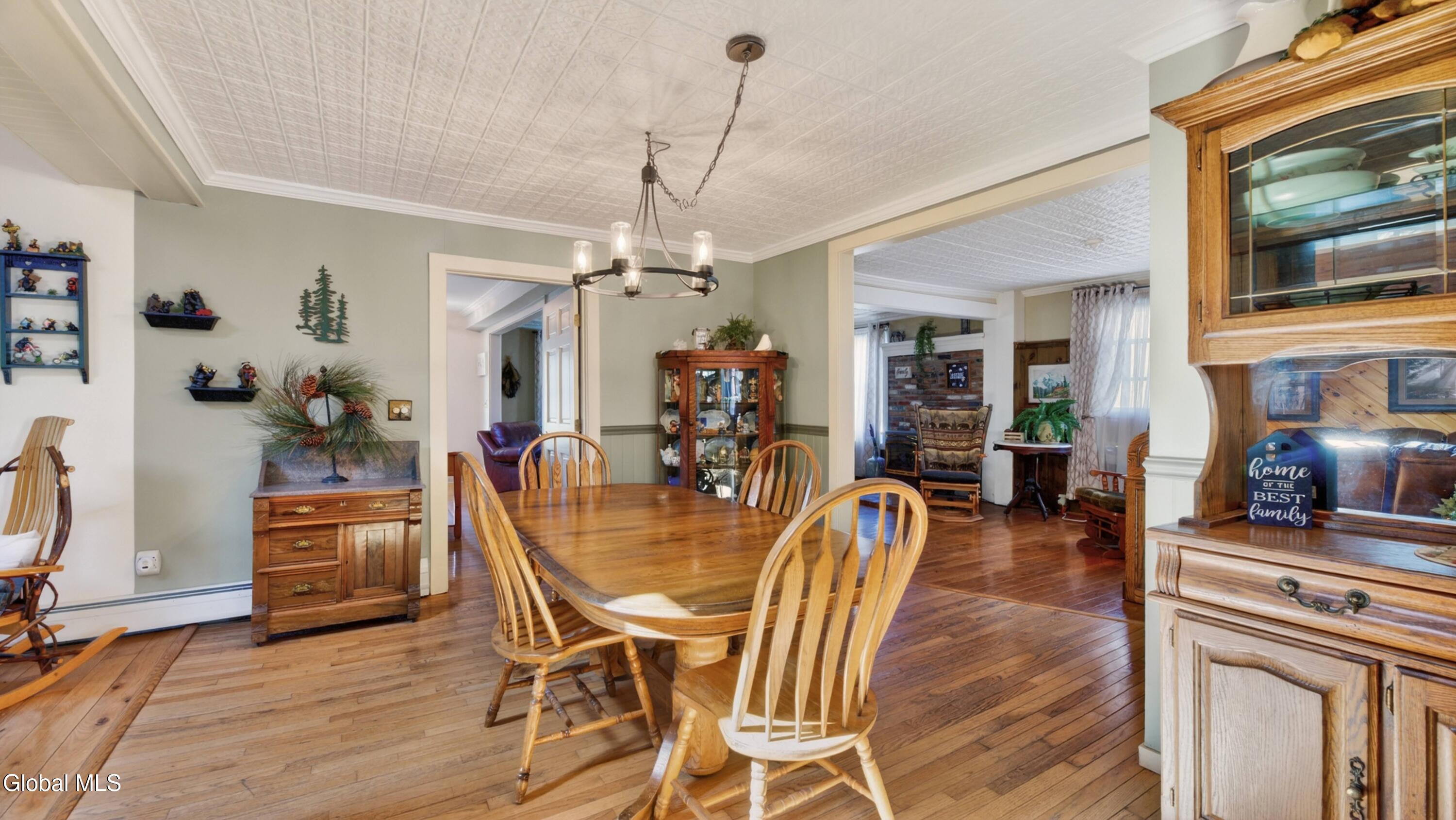 19 W Montgomery Street Johnstown NY 12095