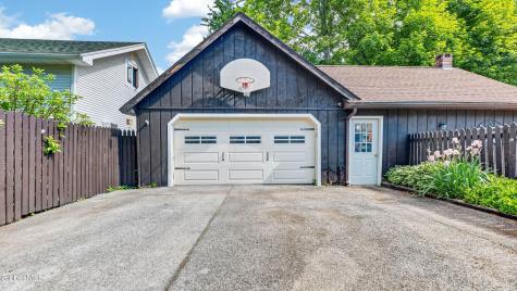 19 W Montgomery Street Johnstown NY 12095