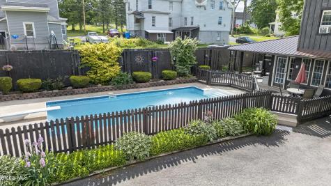 19 W Montgomery Street Johnstown NY 12095