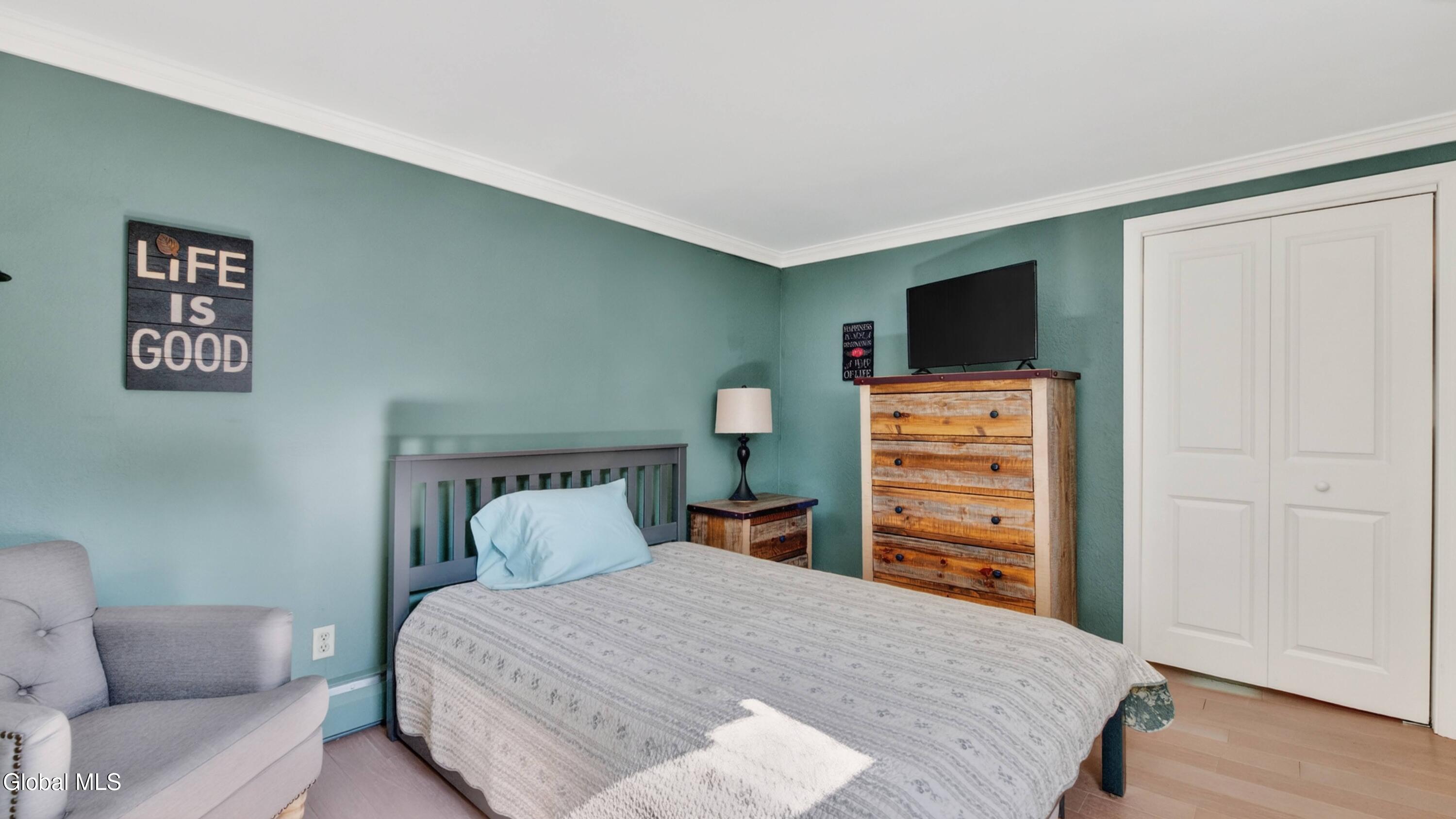 19 W Montgomery Street Johnstown NY 12095