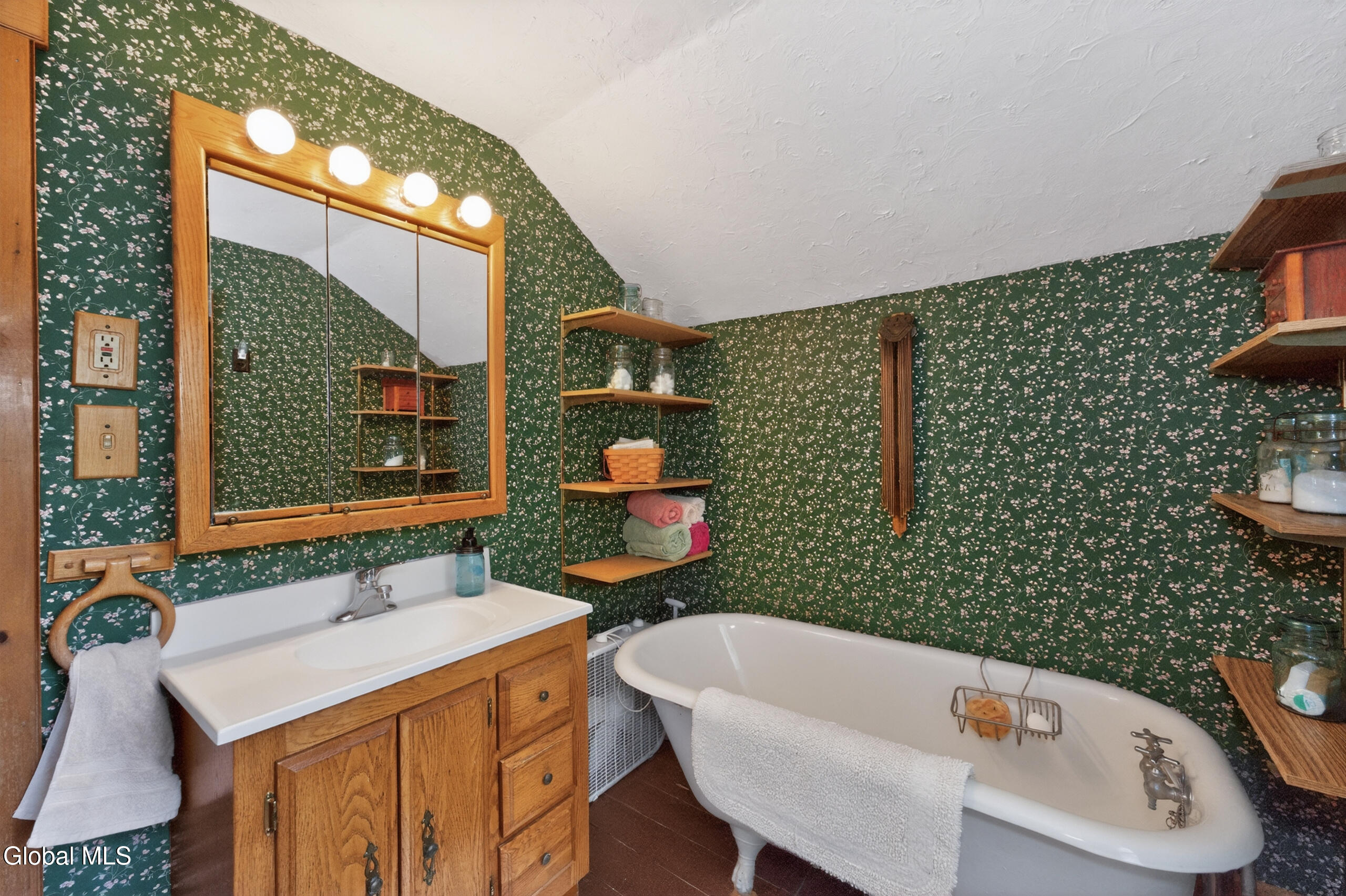 220 County Route 401 Greenville NY 12083