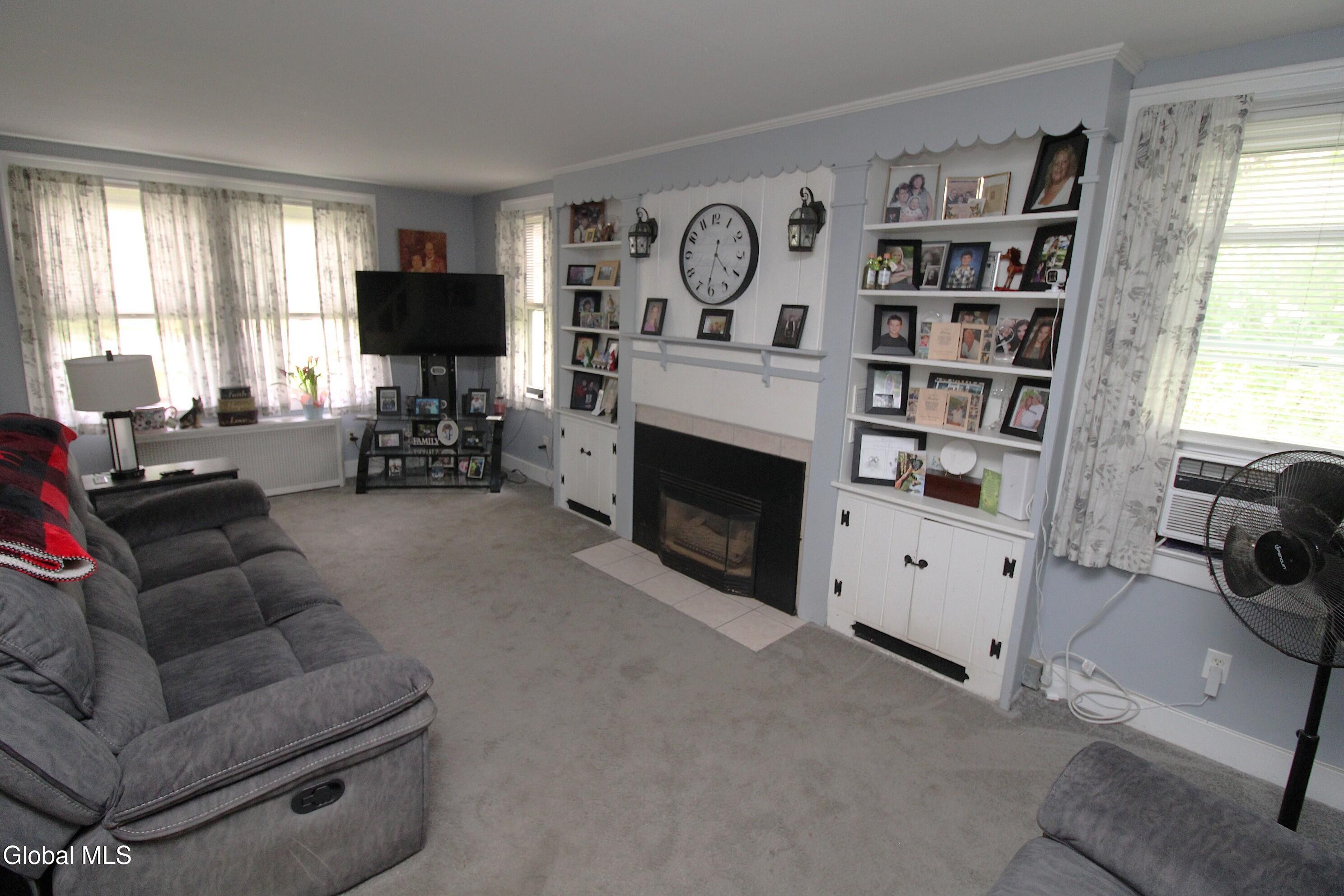 197 Conqua Lane Rotterdam NY 12306