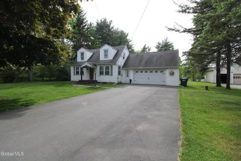 197 Conqua Lane Rotterdam NY 12306