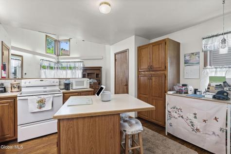 52 Broadway Latham NY 12110