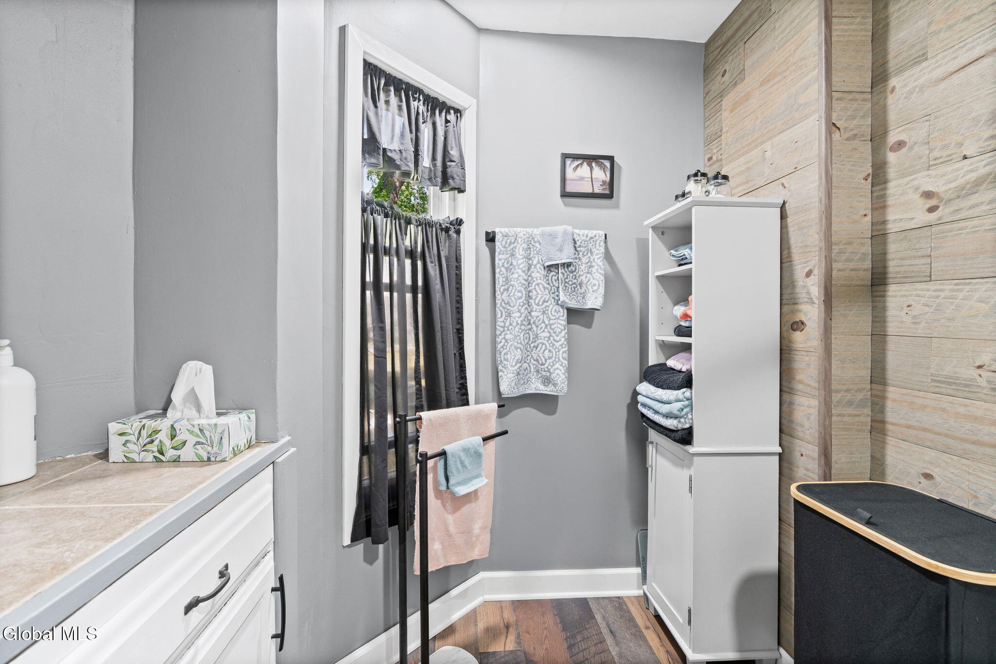 52 Broadway Latham NY 12110