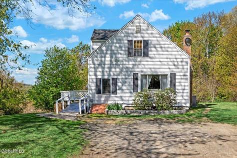 573 Church Street Wynantskill NY 12198