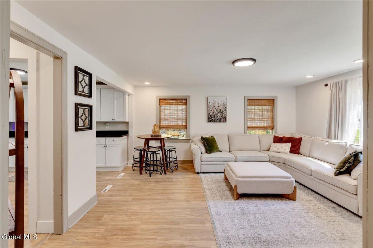 573 Church Street Wynantskill NY 12198