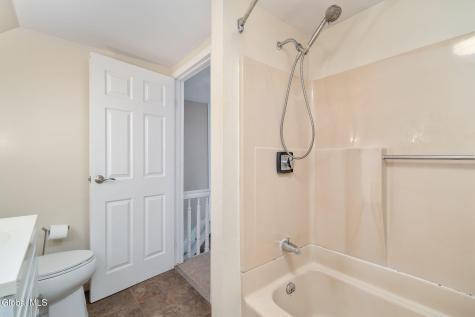 9 Leversee Avenue Cohoes NY 12047