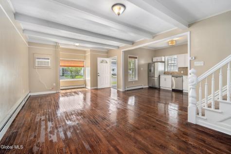 9 Leversee Avenue Cohoes NY 12047